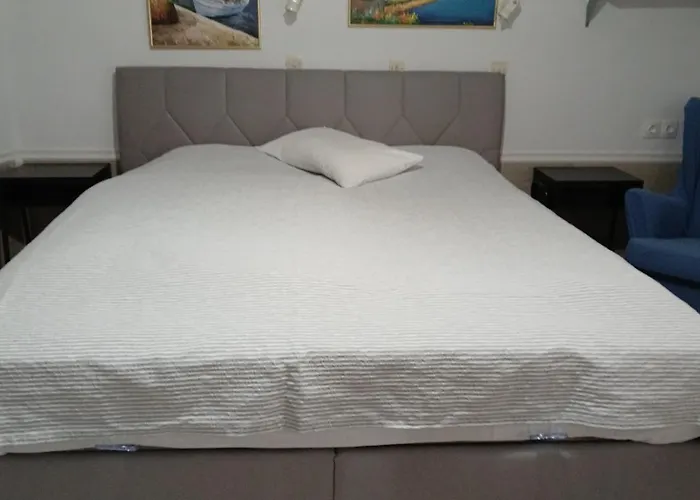 Anthos Apartments
