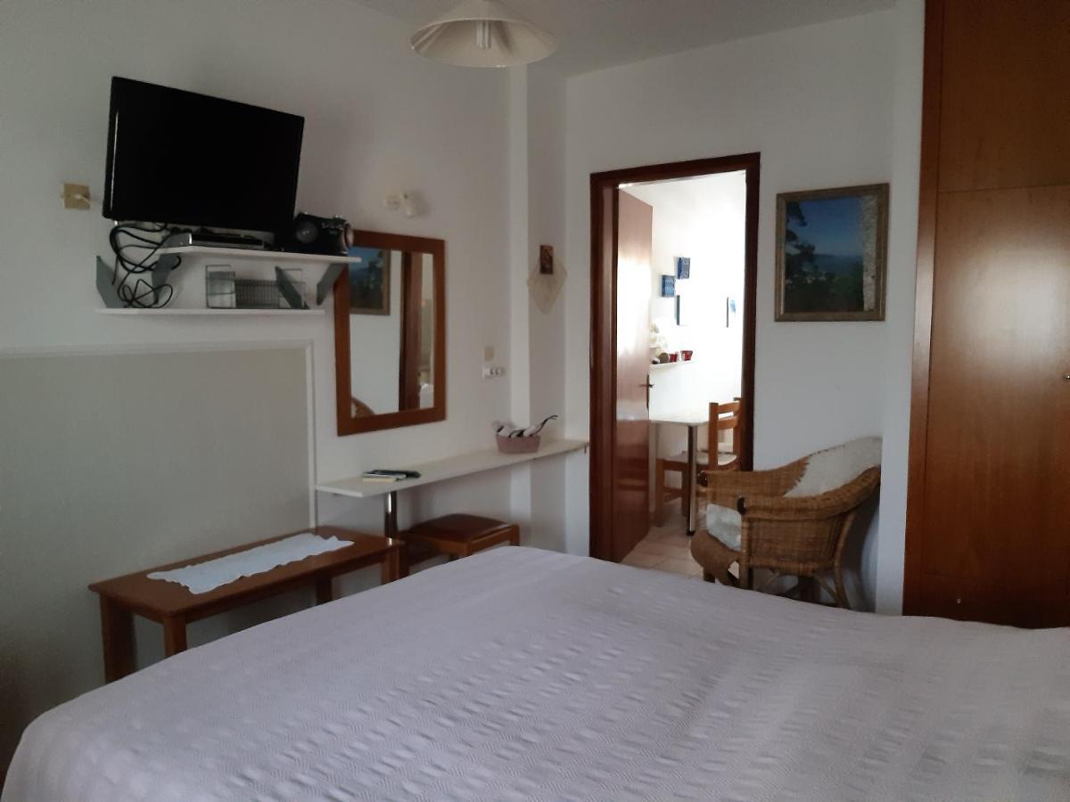 Anthos Apartment
